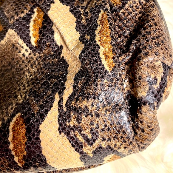 Sharif Genuine Vintage Genuine Python Snakeskin Clutch and Crossbody Handbag - Picture 9 of 17